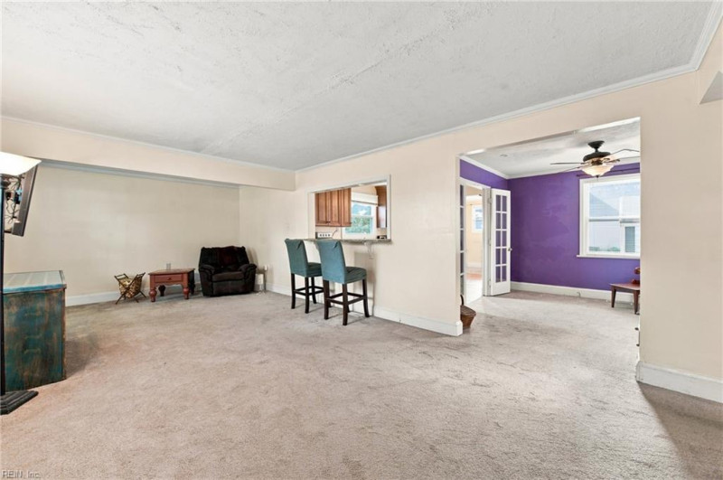 Photo 8 of 36 residential for sale in Portsmouth virginia