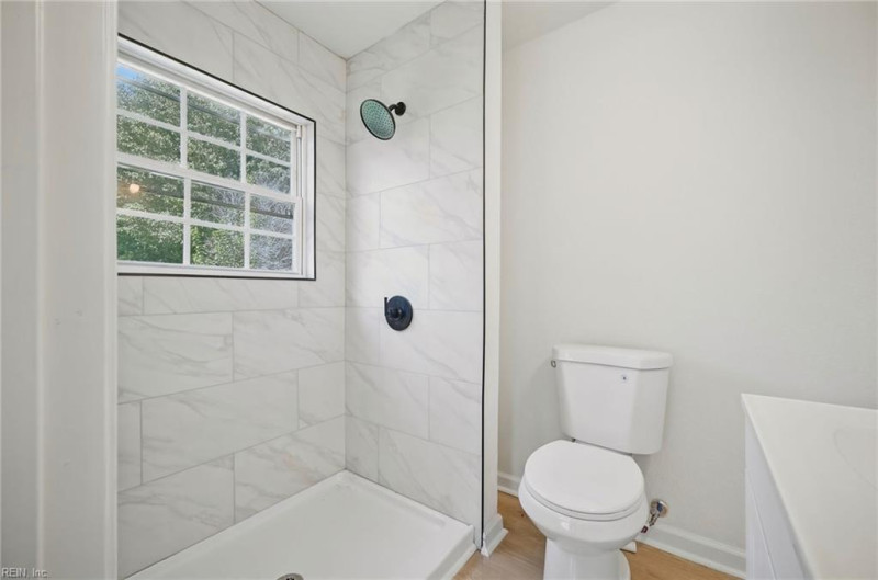 Photo 17 of 41 residential for sale in Virginia Beach virginia