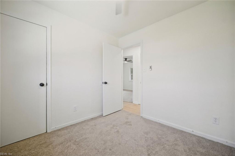 Photo 20 of 41 residential for sale in Virginia Beach virginia