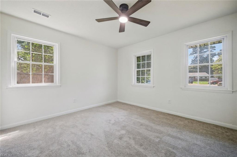 Photo 23 of 41 residential for sale in Virginia Beach virginia