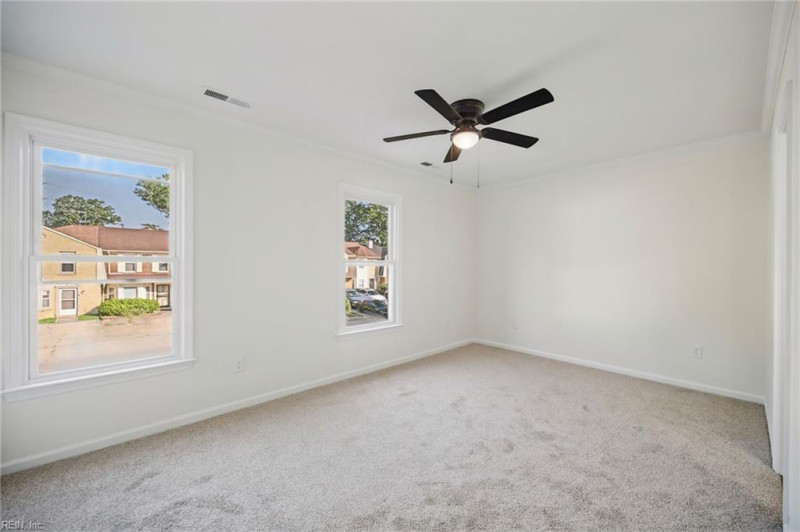 Photo 19 of 31 residential for sale in Chesapeake virginia