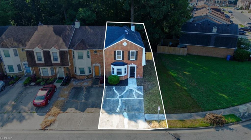 Photo 27 of 31 residential for sale in Chesapeake virginia