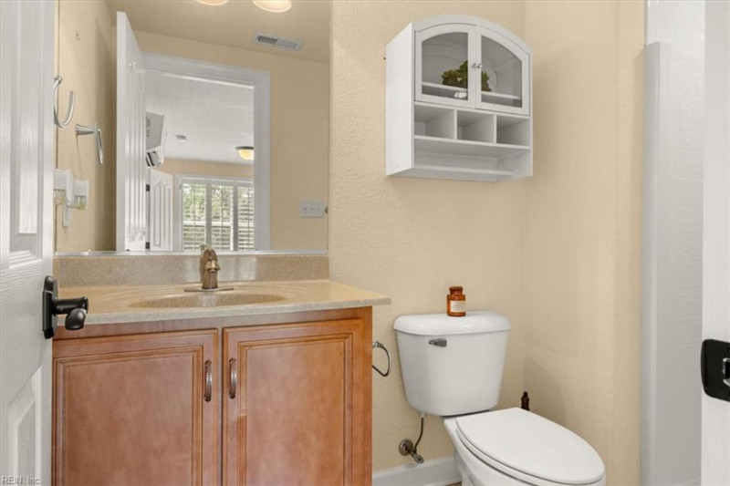 Photo 41 of 50 residential for sale in Suffolk virginia Photo 41 of 50 residential for sale in Suffolk virginia
