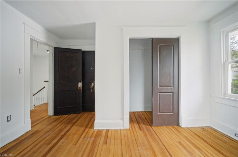 Photo 15 of 18 residential for sale in Norfolk virginia