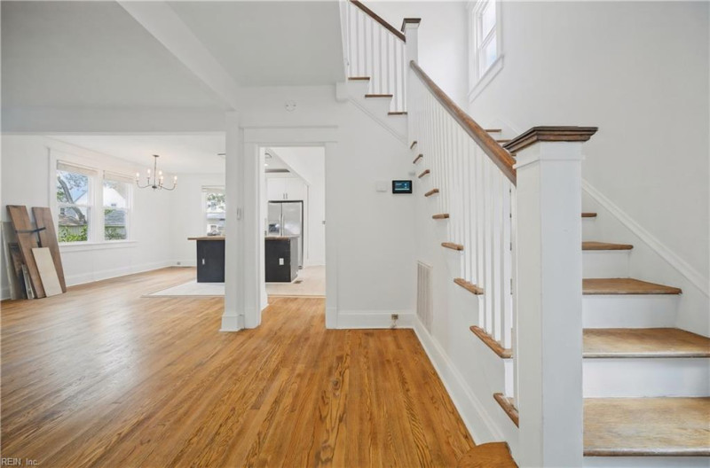 Photo 4 of 18 residential for sale in Norfolk virginia