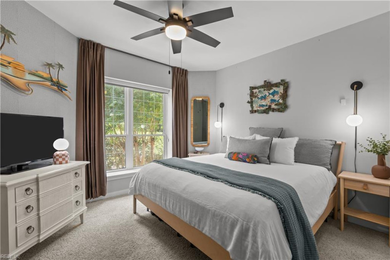 Photo 3 of 25 residential for sale in Virginia Beach virginia