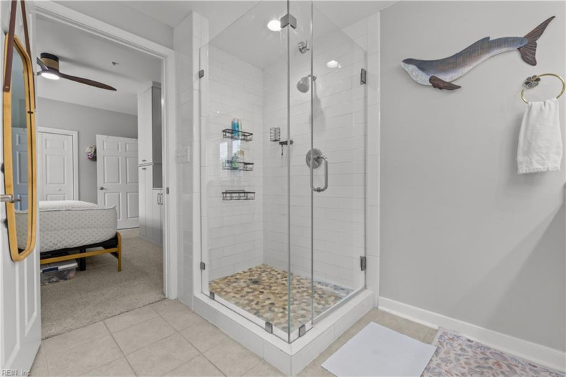 Photo 6 of 25 residential for sale in Virginia Beach virginia