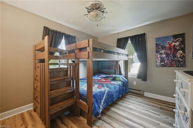 Photo 10 of 46 residential for sale in Suffolk virginia