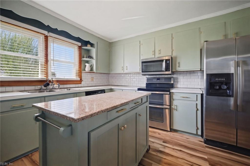 Photo 15 of 46 residential for sale in Suffolk virginia