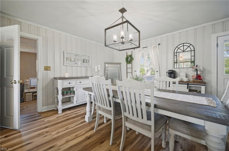 Photo 18 of 46 residential for sale in Suffolk virginia