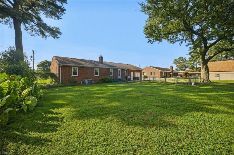 Photo 29 of 46 residential for sale in Suffolk virginia