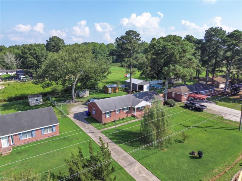 Photo 35 of 46 residential for sale in Suffolk virginia