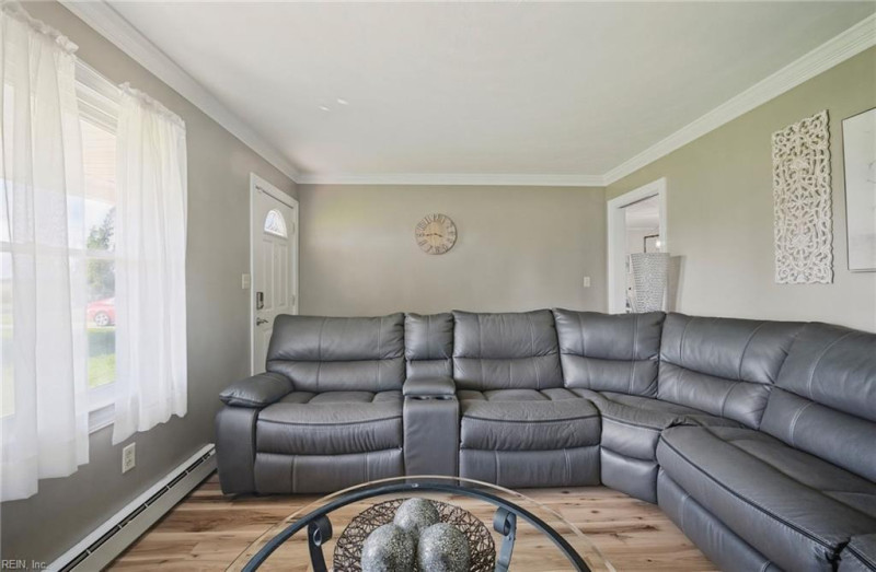 Photo 6 of 46 residential for sale in Suffolk virginia