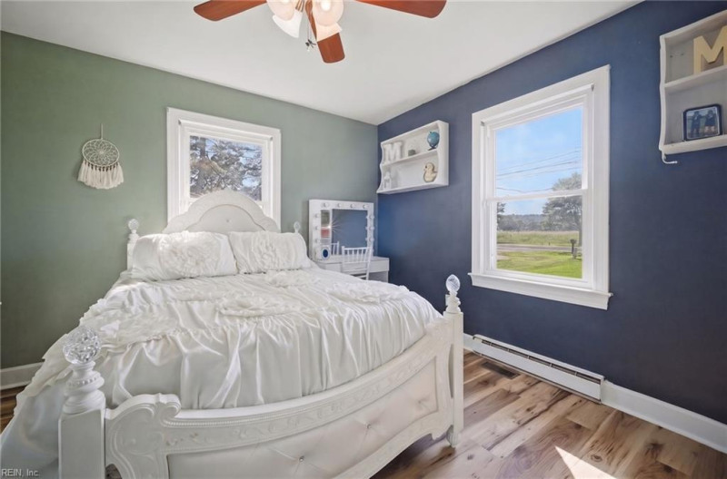 Photo 8 of 46 residential for sale in Suffolk virginia
