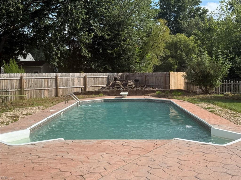 Photo 13 of 28 residential for sale in Chesapeake virginia Photo 13 of 28 residential for sale in Chesapeake virginia