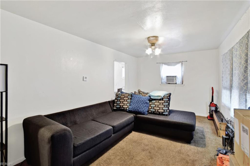 Photo 3 of 17 residential for sale in Portsmouth virginia Photo 3 of 17 residential for sale in Portsmouth virginia