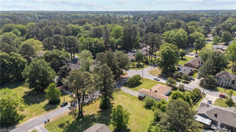 Photo 31 of 35 residential for sale in Chesapeake virginia Photo 31 of 35 residential for sale in Chesapeake virginia