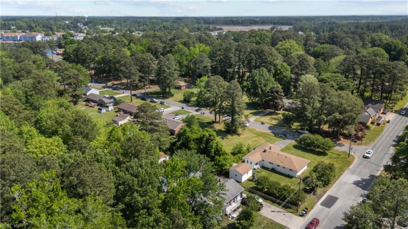 Photo 32 of 35 residential for sale in Chesapeake virginia Photo 32 of 35 residential for sale in Chesapeake virginia