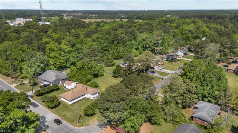 Photo 33 of 35 residential for sale in Chesapeake virginia Photo 33 of 35 residential for sale in Chesapeake virginia