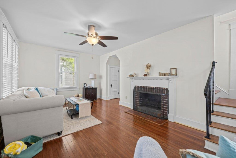 Photo 2 of 40 residential for sale in Virginia Beach virginia Photo 2 of 40 residential for sale in Virginia Beach virginia