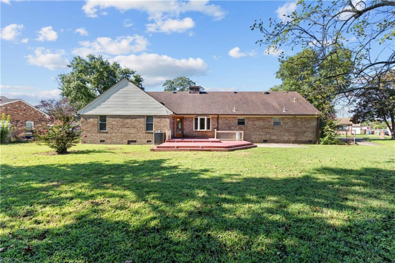 Photo 32 of 37 residential for sale in Chesapeake virginia Photo 32 of 37 residential for sale in Chesapeake virginia