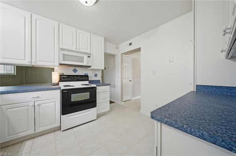 Photo 10 of 40 residential for sale in Virginia Beach virginia Photo 10 of 40 residential for sale in Virginia Beach virginia