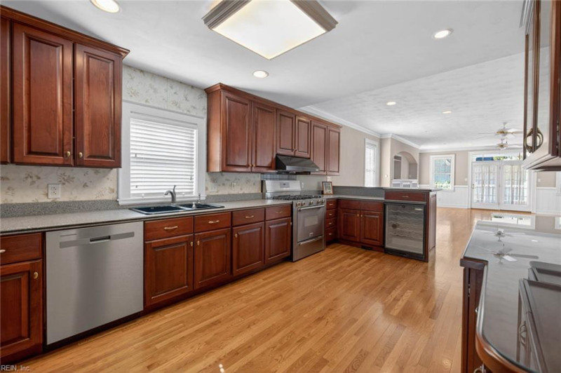 Photo 8 of 50 residential for sale in Virginia Beach virginia Photo 8 of 50 residential for sale in Virginia Beach virginia