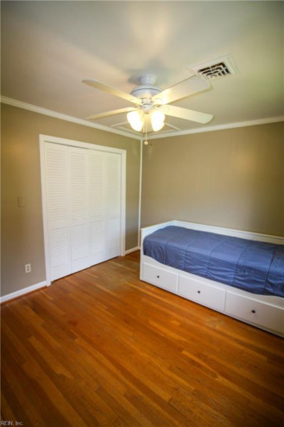 Photo 19 of 48 residential for sale in Chesapeake virginia