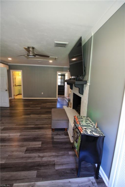 Photo 28 of 48 residential for sale in Chesapeake virginia