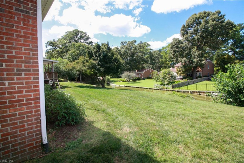 Photo 43 of 48 residential for sale in Chesapeake virginia