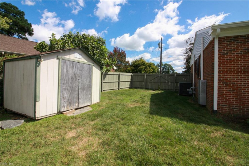 Photo 46 of 48 residential for sale in Chesapeake virginia