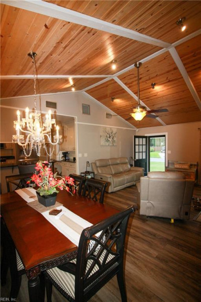 Photo 5 of 48 residential for sale in Chesapeake virginia