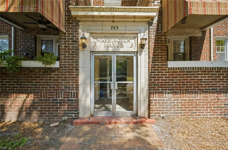 Photo 3 of 33 residential for sale in Norfolk virginia Photo 3 of 33 residential for sale in Norfolk virginia