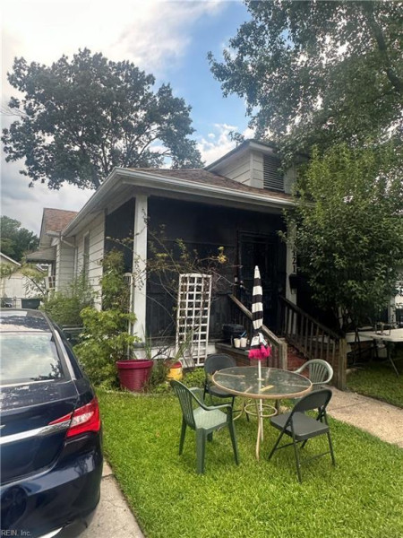 Photo 2 of 15 residential for sale in Norfolk virginia