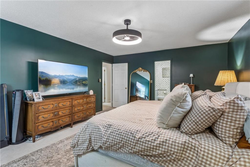 Photo 32 of 49 residential for sale in Poquoson virginia