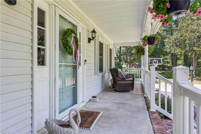 Photo 7 of 49 residential for sale in Poquoson virginia