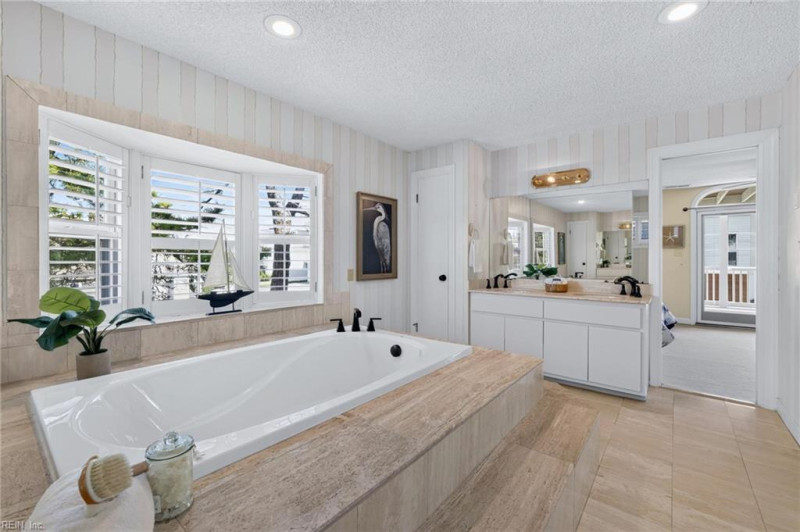 Photo 33 of 50 residential for sale in Virginia Beach virginia