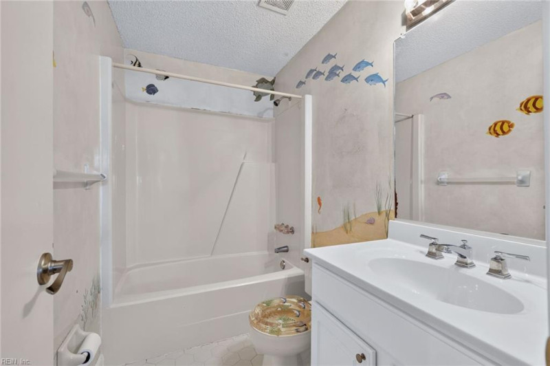 Photo 8 of 50 residential for sale in Virginia Beach virginia