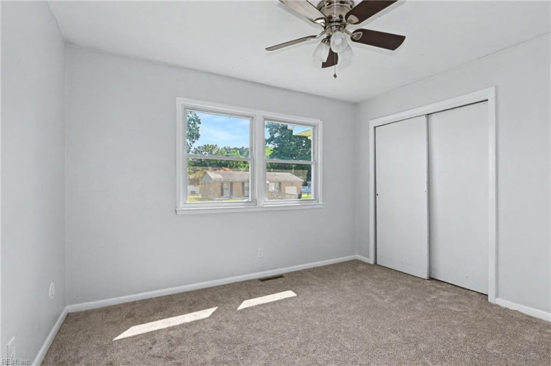Photo 23 of 43 residential for sale in Portsmouth virginia