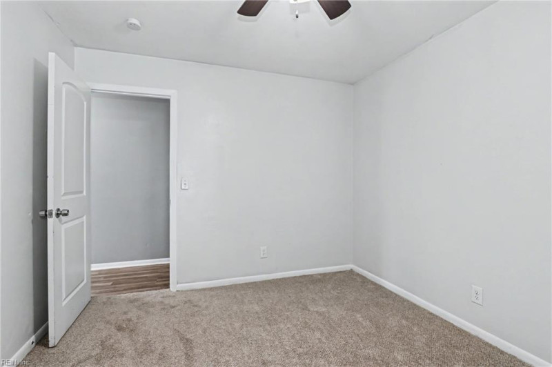Photo 30 of 43 residential for sale in Portsmouth virginia