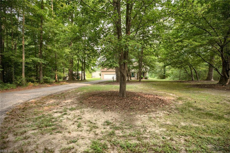 Photo 3 of 38 residential for sale in Gloucester County virginia Photo 3 of 38 residential for sale in Gloucester County virginia