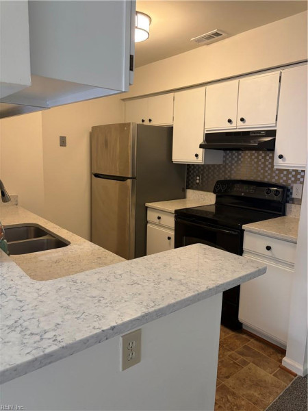 Photo 8 of 9 residential for sale in Newport News virginia