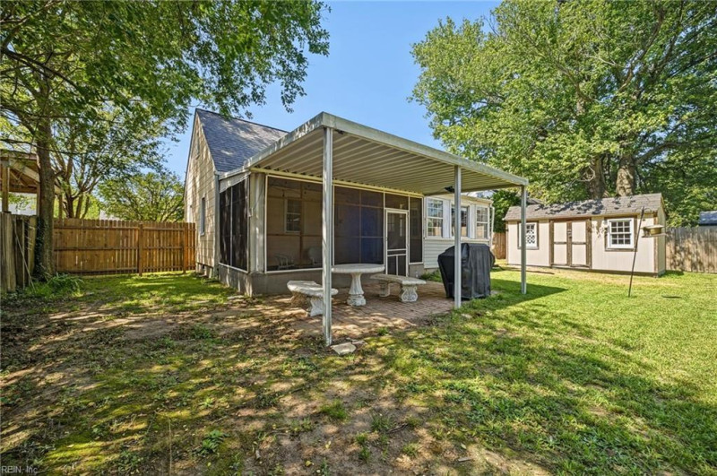 Photo 31 of 50 residential for sale in Norfolk virginia Photo 31 of 50 residential for sale in Norfolk virginia