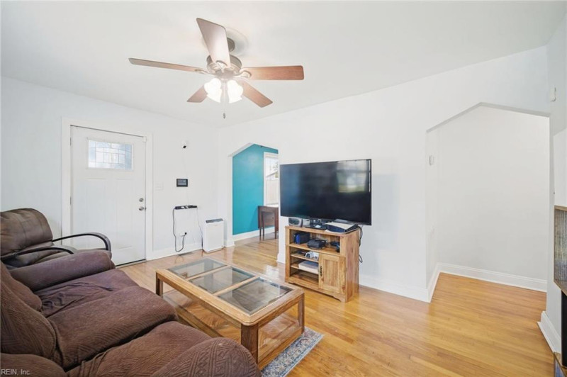 Photo 6 of 50 residential for sale in Norfolk virginia Photo 6 of 50 residential for sale in Norfolk virginia