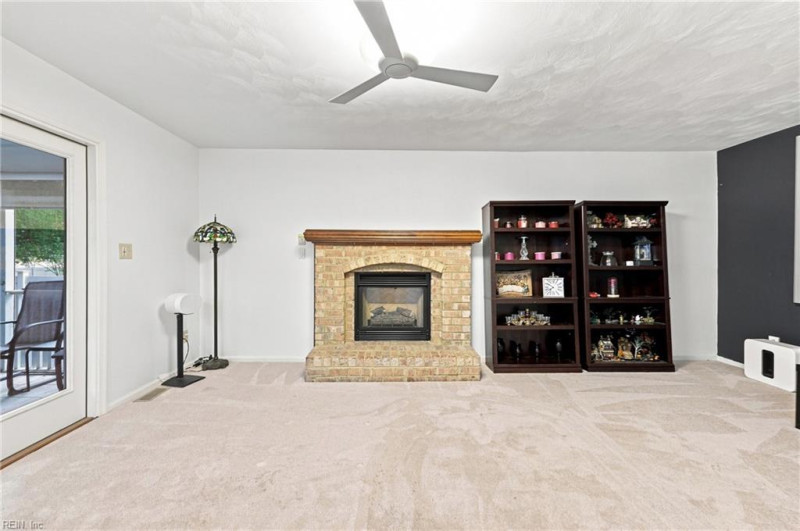 Photo 12 of 50 residential for sale in Chesapeake virginia Photo 12 of 50 residential for sale in Chesapeake virginia
