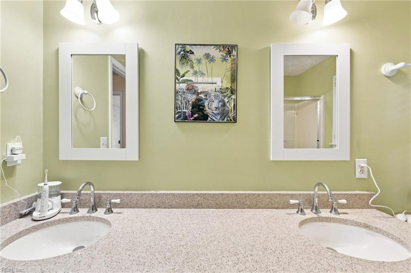 Photo 38 of 50 residential for sale in Chesapeake virginia Photo 38 of 50 residential for sale in Chesapeake virginia
