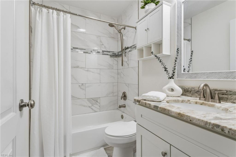 Photo 16 of 42 residential for sale in Williamsburg virginia