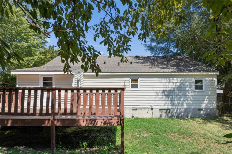 Photo 34 of 42 residential for sale in Williamsburg virginia