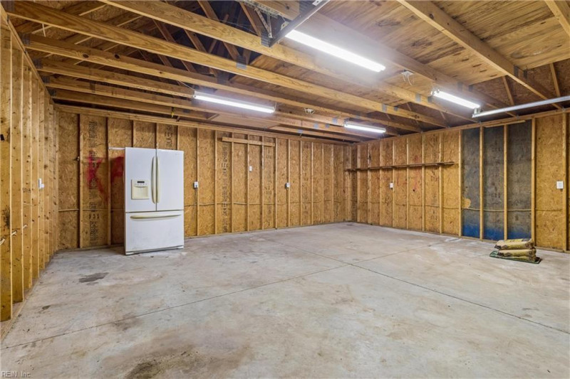 Photo 37 of 42 residential for sale in Williamsburg virginia