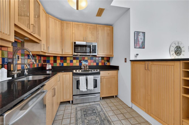 Photo 11 of 29 residential for sale in Norfolk virginia Photo 11 of 29 residential for sale in Norfolk virginia